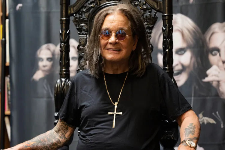 Ozzy Osbourne muere a los 76 años, rodeado de familia y música legendaria