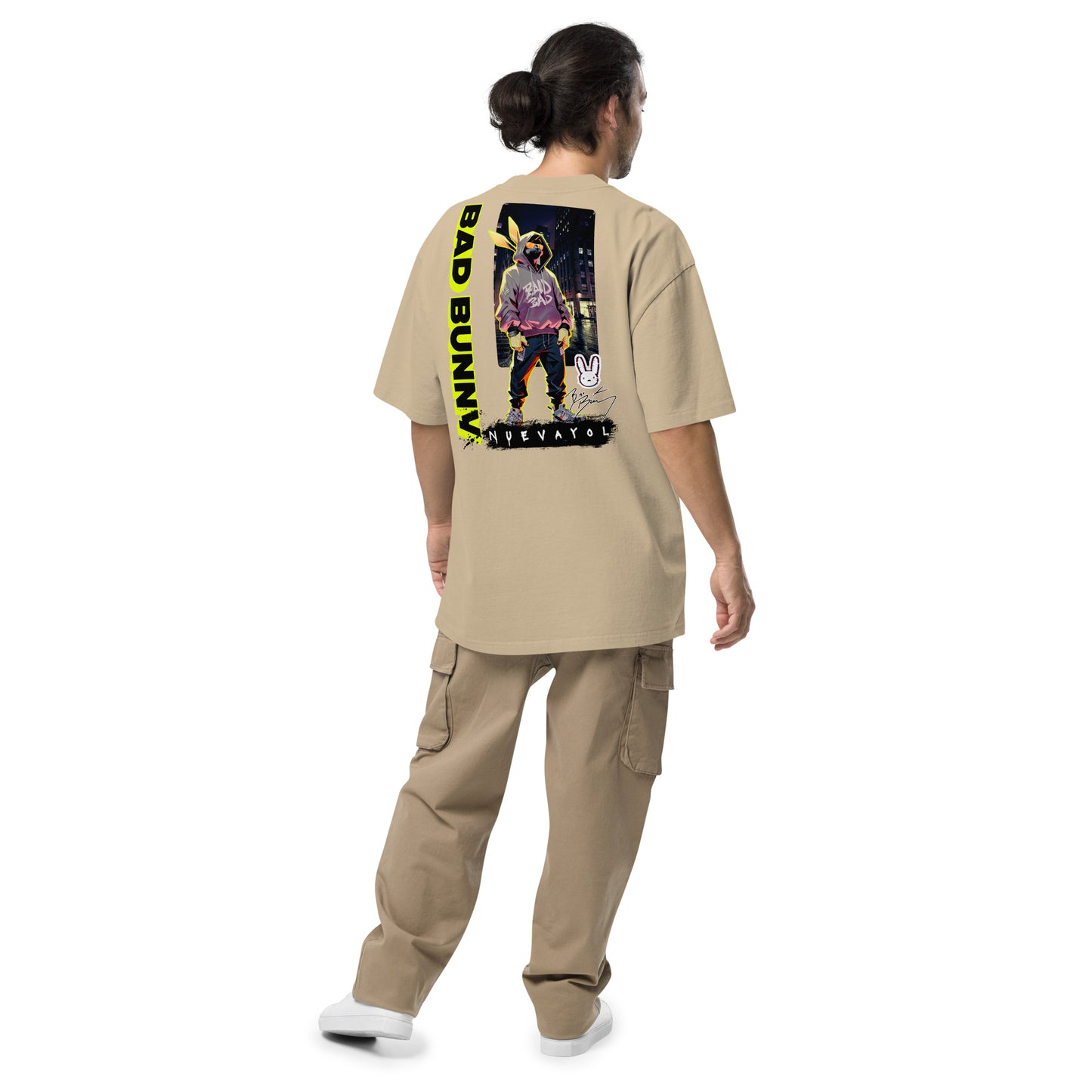 Playera DELUXE: "NUEVAYOL" Oversize - Bad Bunny