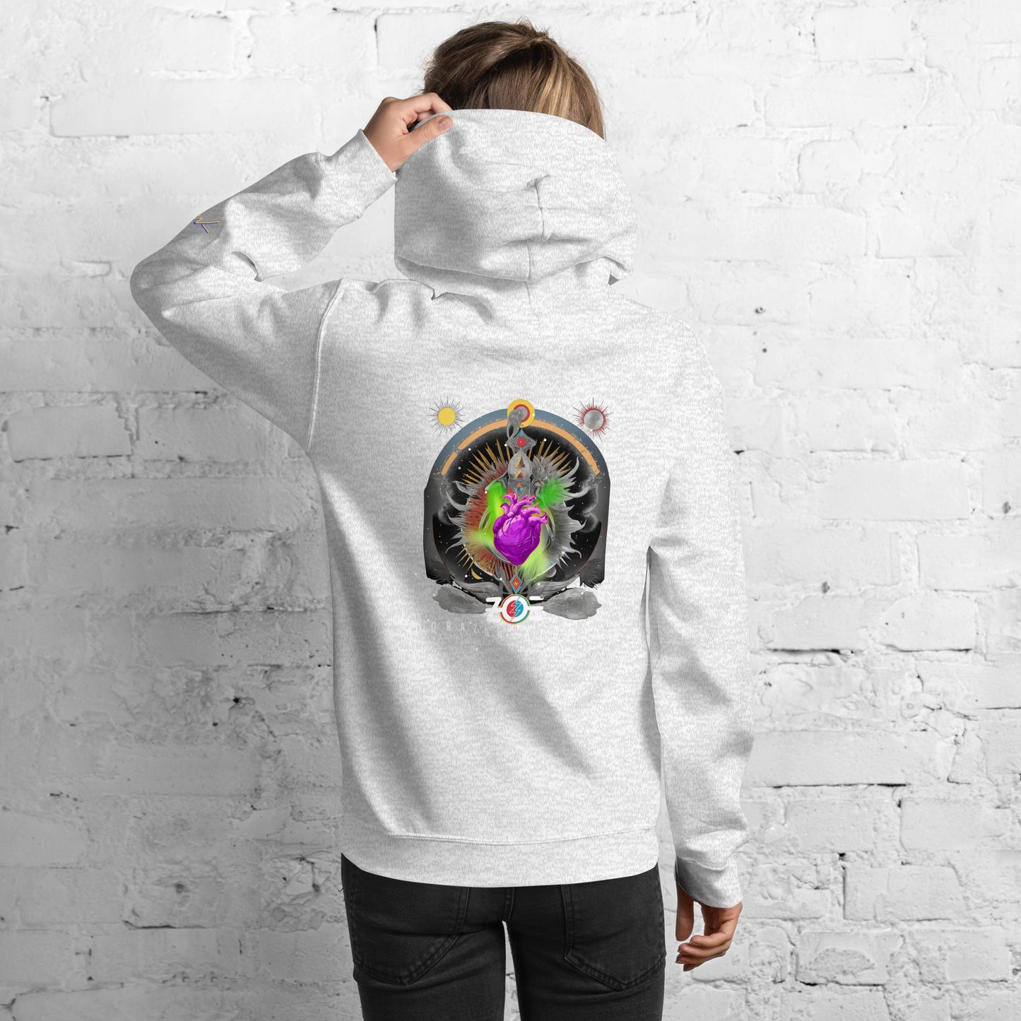 Hoodie Harmony Style: Corazón Atómico - Zoé